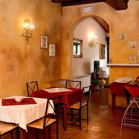 Dimora Storica Antica Hostelleria 3*
