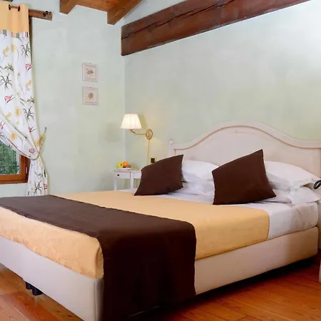 Dimora Storica Antica Hostelleria Hotel 3*